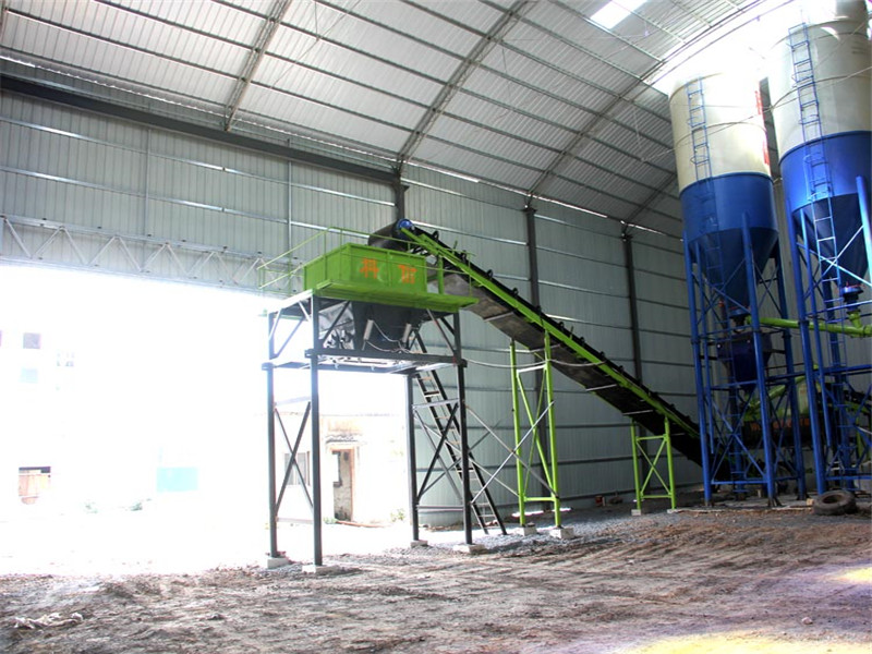 筑路工程穩(wěn)定土拌合站使用時間，要按照拌合站廠家說的這些做！