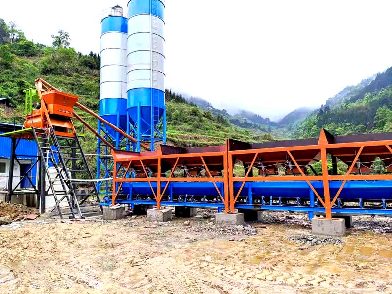 50混凝土攪拌站建設(shè)方案之安裝注意事項(xiàng)，攪拌站廠家安裝攪拌站！